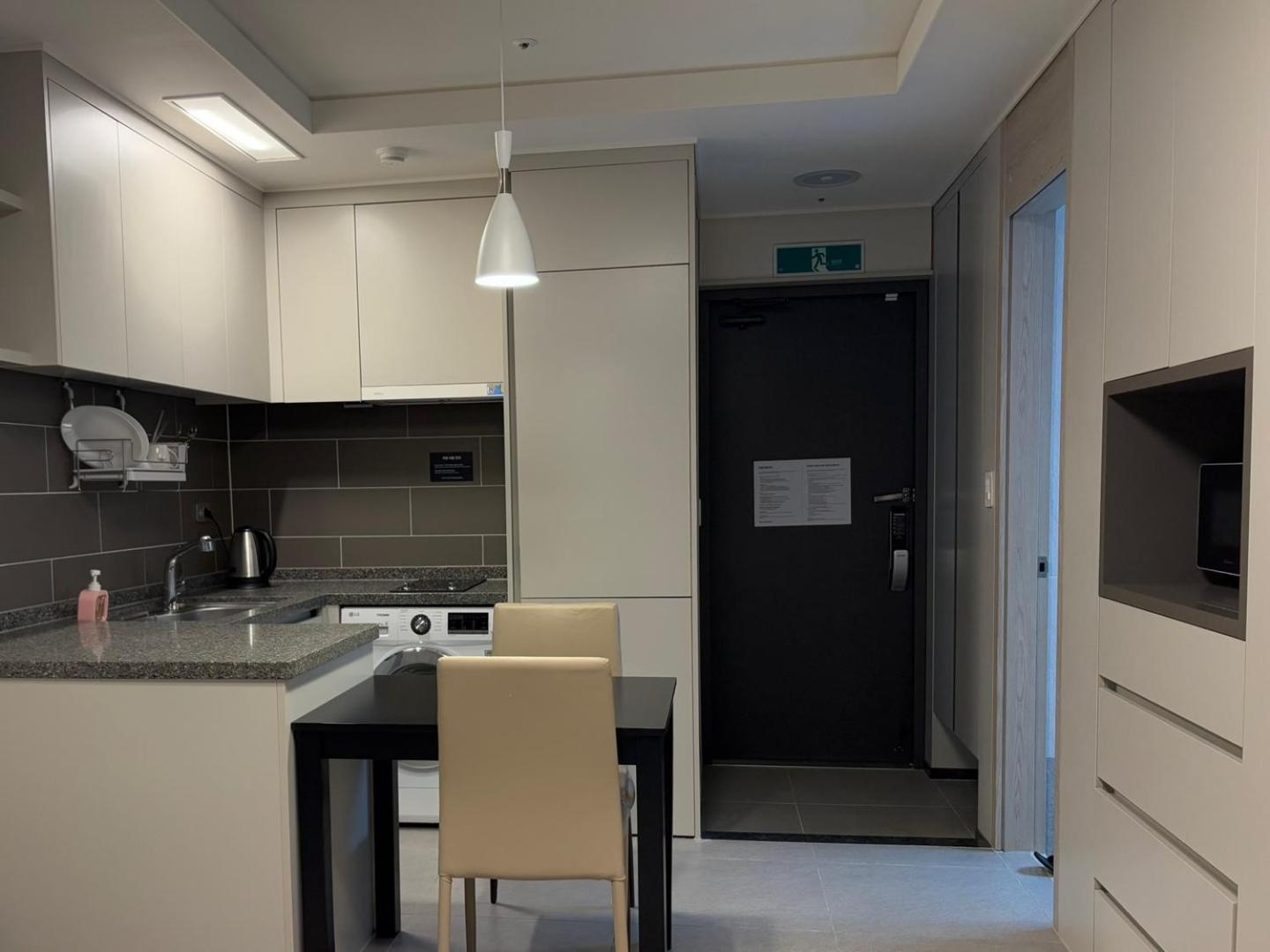 The November Stay In Landmark Inczhon Zewnętrze zdjęcie